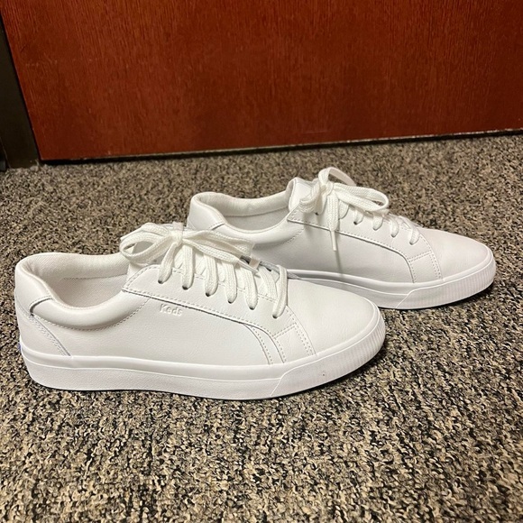 White Leather Sneakers - Picture 4 of 4